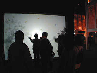 expo574m.JPG (17692 �o�C�g)