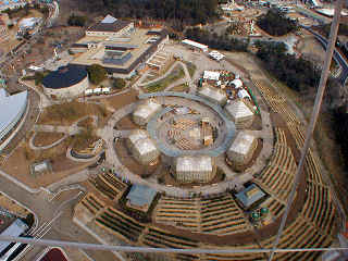 expo677m.JPG (49417 �o�C�g)