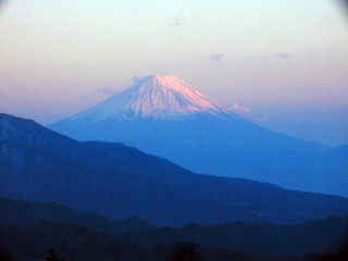 akafuji771m.JPG (15171 �o�C�g)