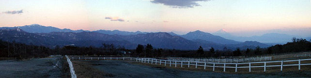 akafuji_p01m.JPG (22726 �o�C�g)