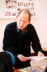 025m.jpg (9024 �o�C�g)