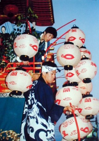 tsutsui020m.jpg (42390 �o�C�g)