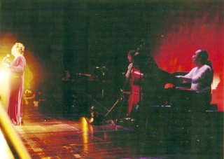 ima08m.jpg (14937 �o�C�g)