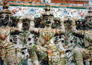 thai560m.JPG (57230 �o�C�g)